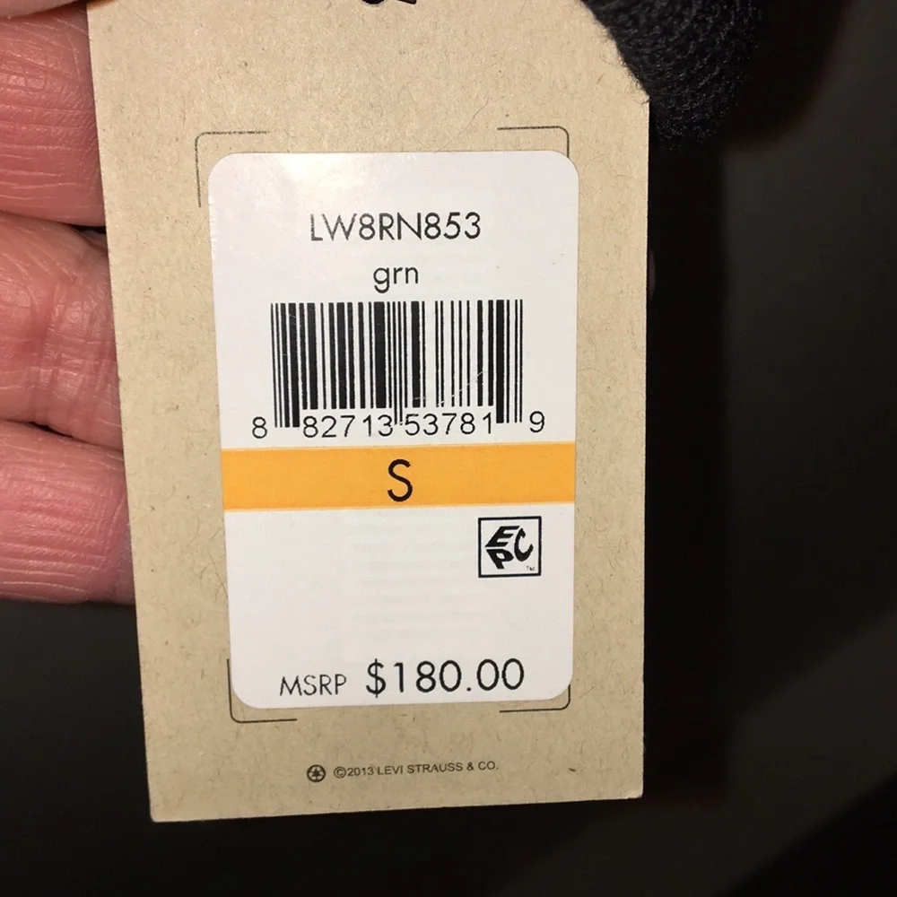 NWT Levi's Mix Media Quilted Varsity Bomber Jacket - Picture 5 of 8